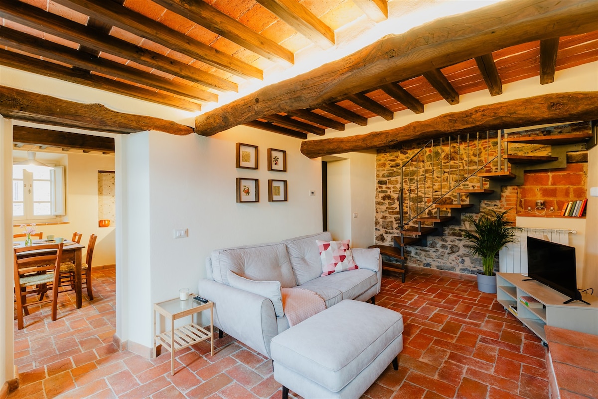 Airbnb con migliori performance: Portoncino 46 Authentic rustic tuscan style a Massarosa