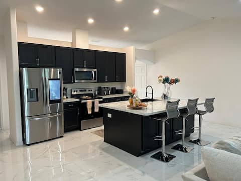 Luxury Home -Golf Course Access