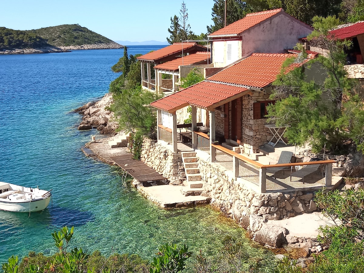 Stončica Vacation Rentals & Homes - Vis, Croatia | Airbnb