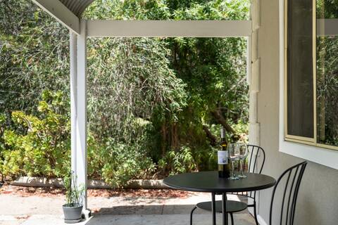 Trail Side Cottage