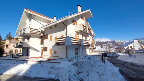 Bucaneve Apartment