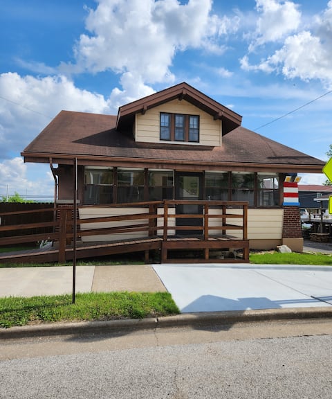 Stay In A Piece Of History