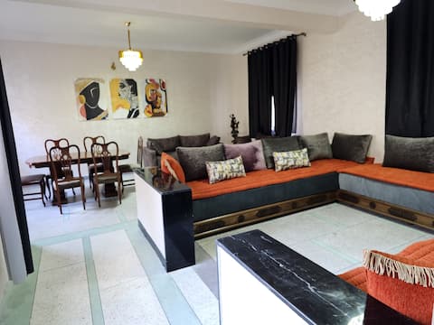 Apartment in the city center 150m from the train station