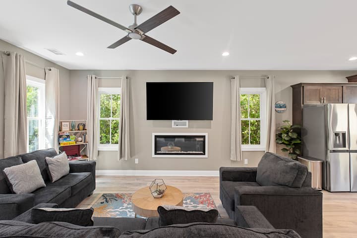 Private New House Near Beach No Checkout Chores - Wilmington, NC