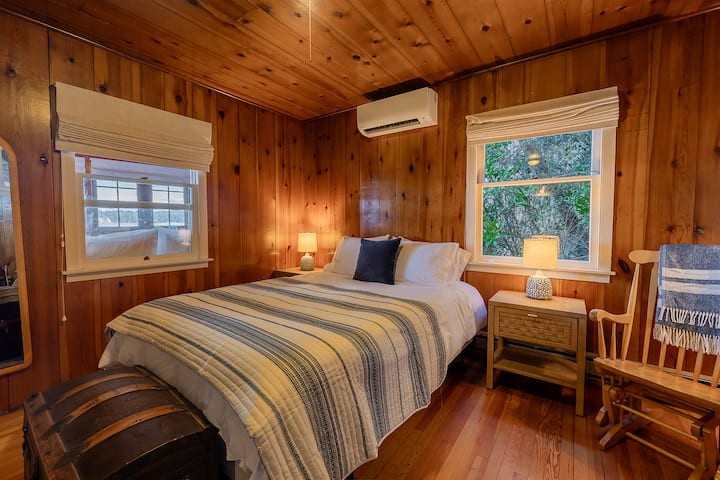 Krevat dopio "queen" | Njësi e vogël e ndarë A/C