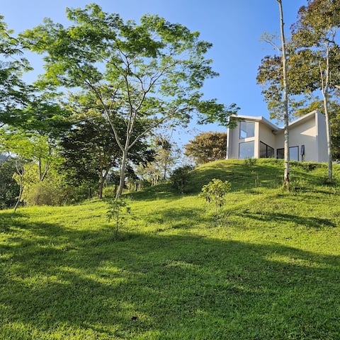 Modern cabin - garden - fast wifi - 24/7 check-in