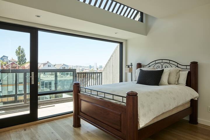 Modern SF Skyline View gallery image 4