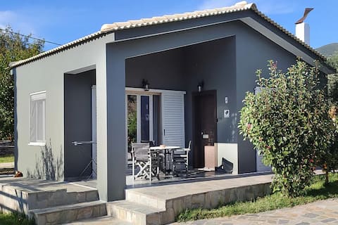 BH950 - C - Bungalow Messologgi
