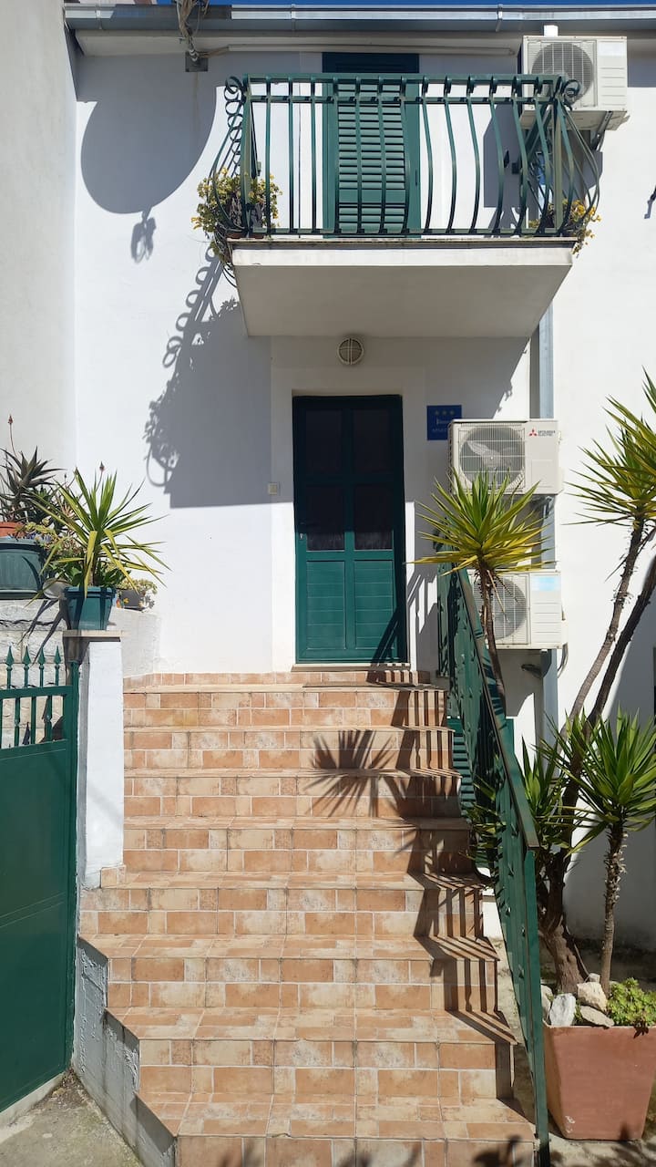 The Old Town House Donda - Split