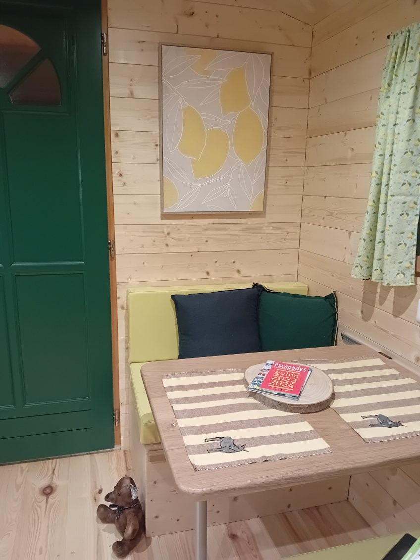 Annonce Airbnb populaire: Trailer: La Bonbonnière à Gruissan