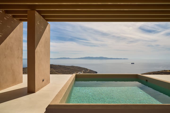 Homatinos Villa, a SeaView Escape with 2 Pools