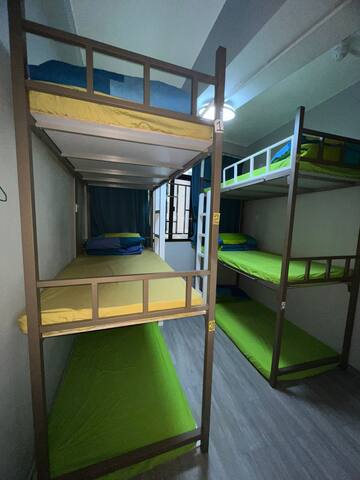 Apt.Three-Bedroom Apt. for 16@269 Hennessy Road gallery image 4