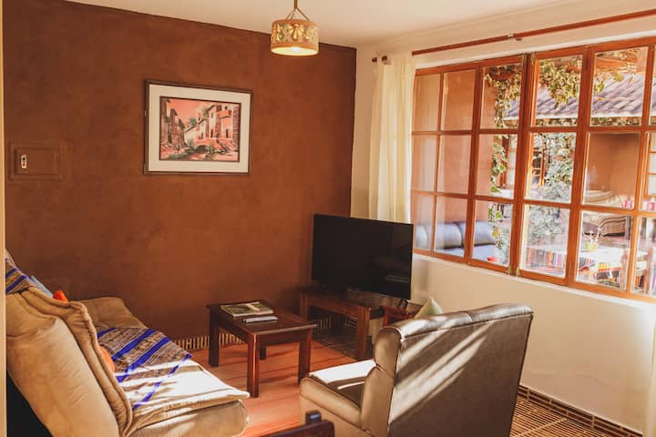 Panoramic Mountain Views Lodge - Large Groups - Urubamba