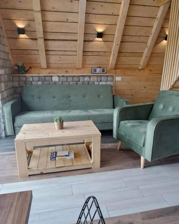 Vila Vuk, Two-bedroom House, ŽAbljak - Montenegro