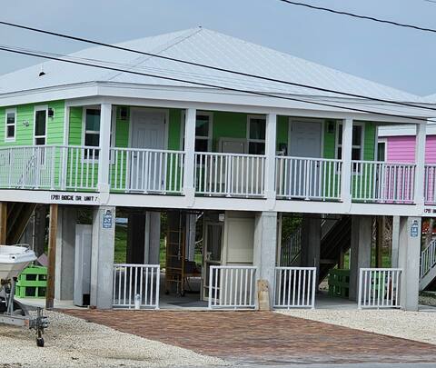 New Deluxe Duplex Unit, 2 Queen Beds, Unit I-6