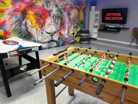 Play & Stay Escape-Game Room, Pool, Hot Tub