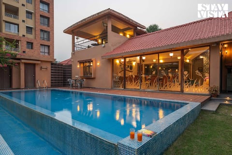 StayVista @ Ishva Bungalow w/ meals & Lawn