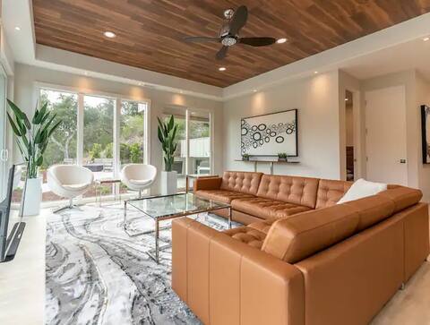 Modern Luxury - Carmel