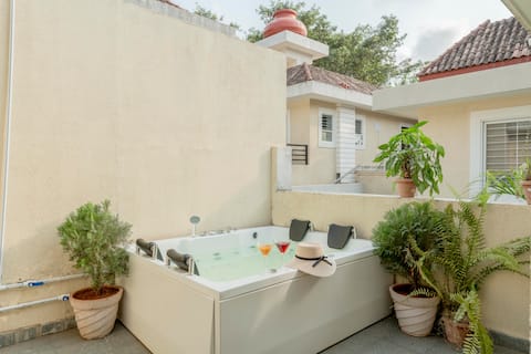 Staymaster Mango Mirage | 5BHK | Jacuzzi + Pool