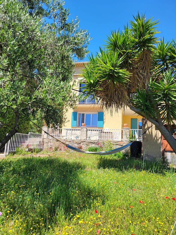 Appartement T2 En Rez De Jardin - Toulon