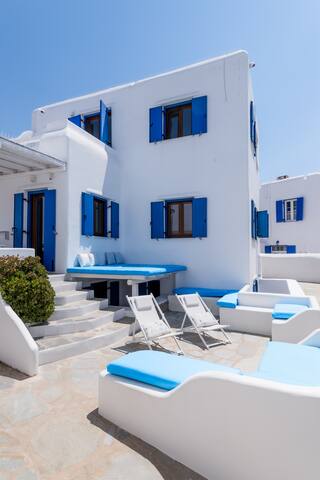 Olive Tree Maisonette Mykonos Town Villa gallery image 2