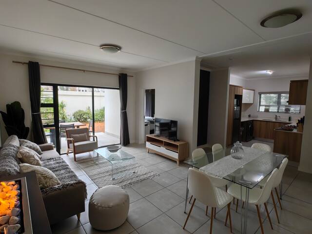 26 The Jade Somerset West