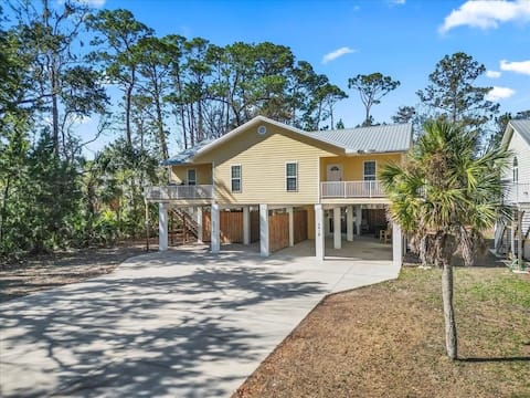 Fish Tales Townhome - Units A & B