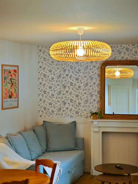 Popular Airbnb listing: Apartment at the foot of the Viaduct in Morlaix