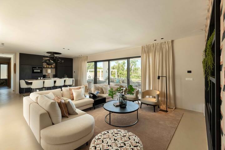 Villa Maxima gallery image 5