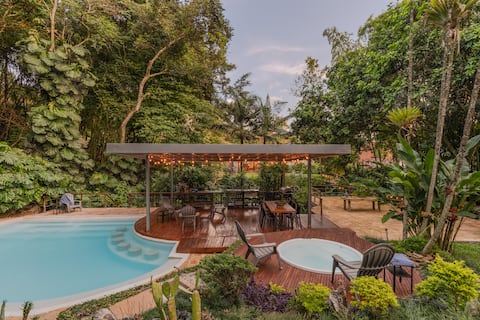 43,600 sqft Nature Oasis - 5 min from Provenza