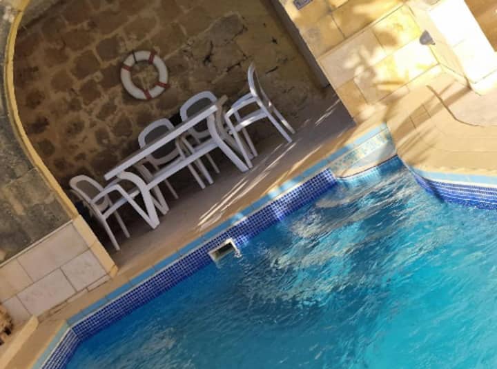 Sardinella-3 Bedrooms Farmhouse - Malta