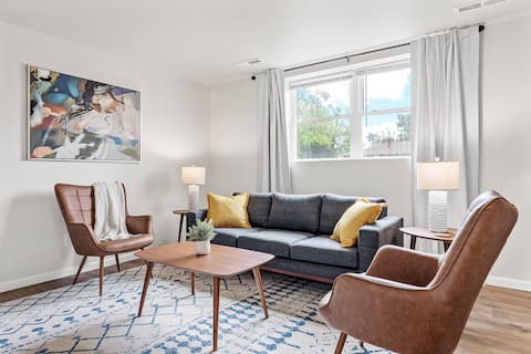 Hawk Central*I-80*King beds