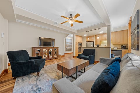 Top performing Airbnb: Renovated Historic Stay Downtown near trails in Hot Springs