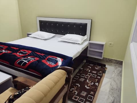 Dev Luxury Family Stay