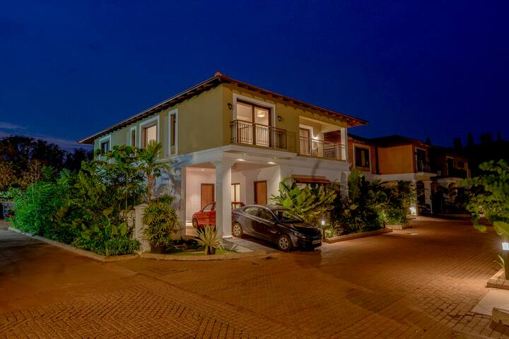 Staymaster Jasper Jungle ·4 BR Pool Villa ·Assagao