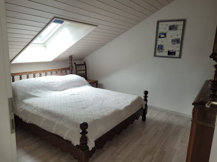 غرفة أبوية.