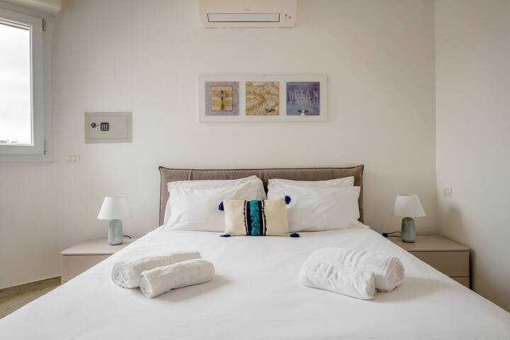 Brand new 3 bedrooms apartment in Navigli area gallery image 5