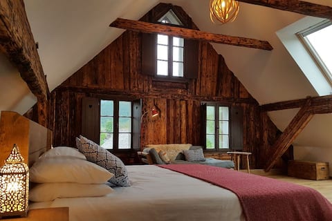 Escape to Bohinj - Idyllic lake & mountain setting