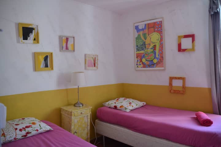 Apartmán v provensálskom štýle s dvoma spálňami na 2. poschodí