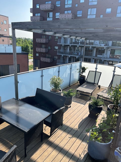 Town house, 3 floors & rooftop