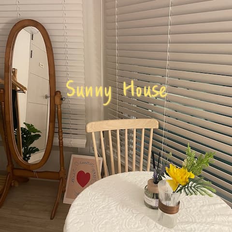 3 minutes to Seokchon Lake Sungnidan-gil, a well-lit house * sunny house *