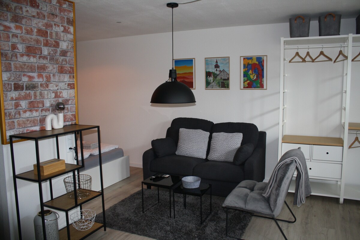 Top Airbnb: Apartment only 50 meters from the Swiss border a Lörrach