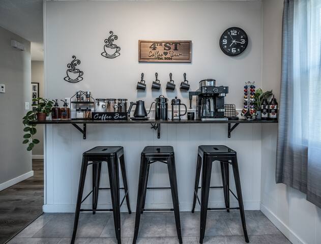 Parkview Family Home w/ Game Room, Garage, Firepit gallery image 3