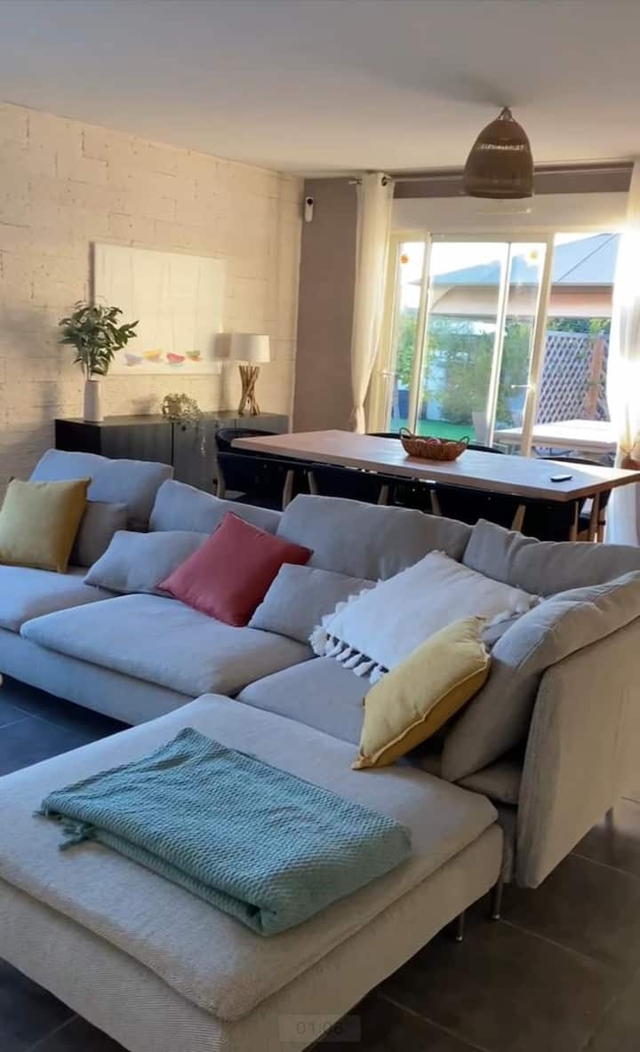 Maison De Vacances Plein De Charme Avec Piscine - Mirepeisset