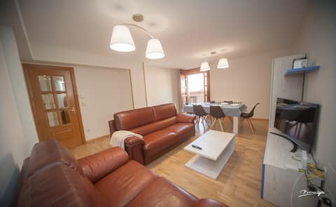 Popular Airbnb listing: Pradas apartment in the center in Jaca