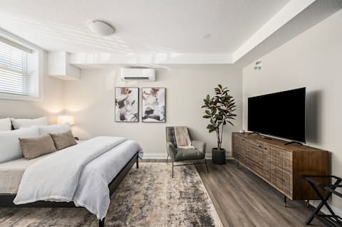 Modern Retreat w/ Stylish Comfort + Great Location