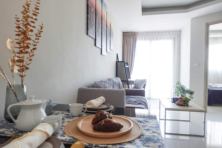 Stylish Apartment With 5g Wi-fi - Pattaya