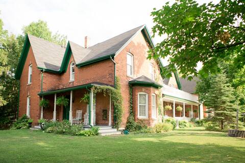 Niagara Wine Country Retreat - Sauna/spa/salt pool