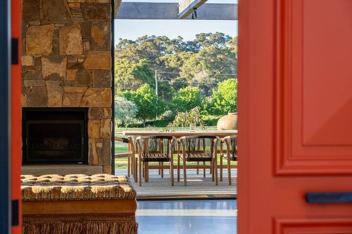 Ginahgulla Olive Estate I Private Properties gallery image 4