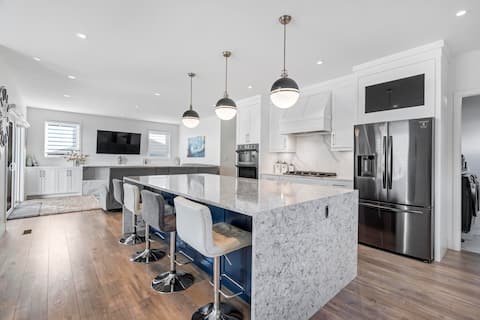 West Coast Custom by Uptown